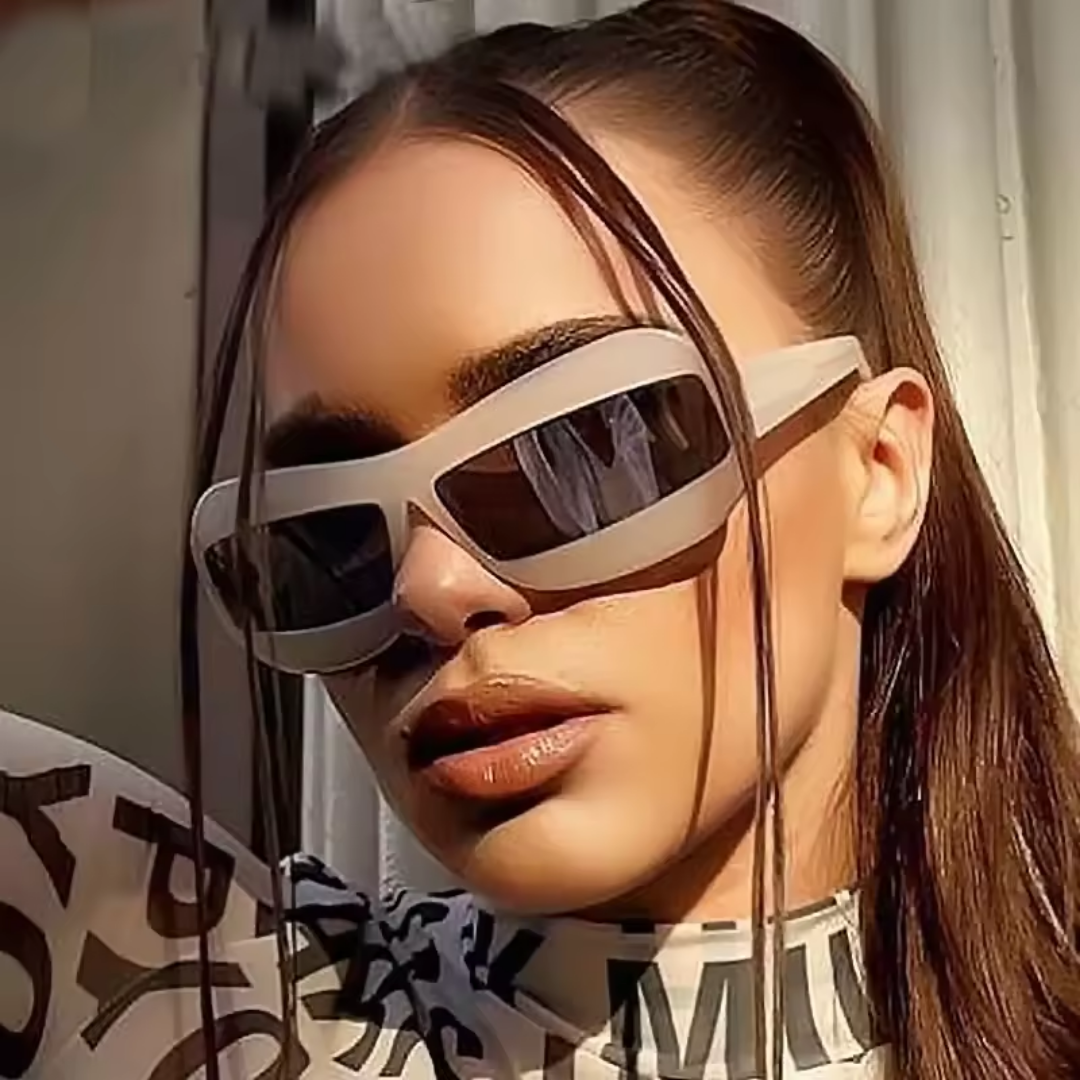 SILVER SHARP CAT-EYE SUNGLASSES
