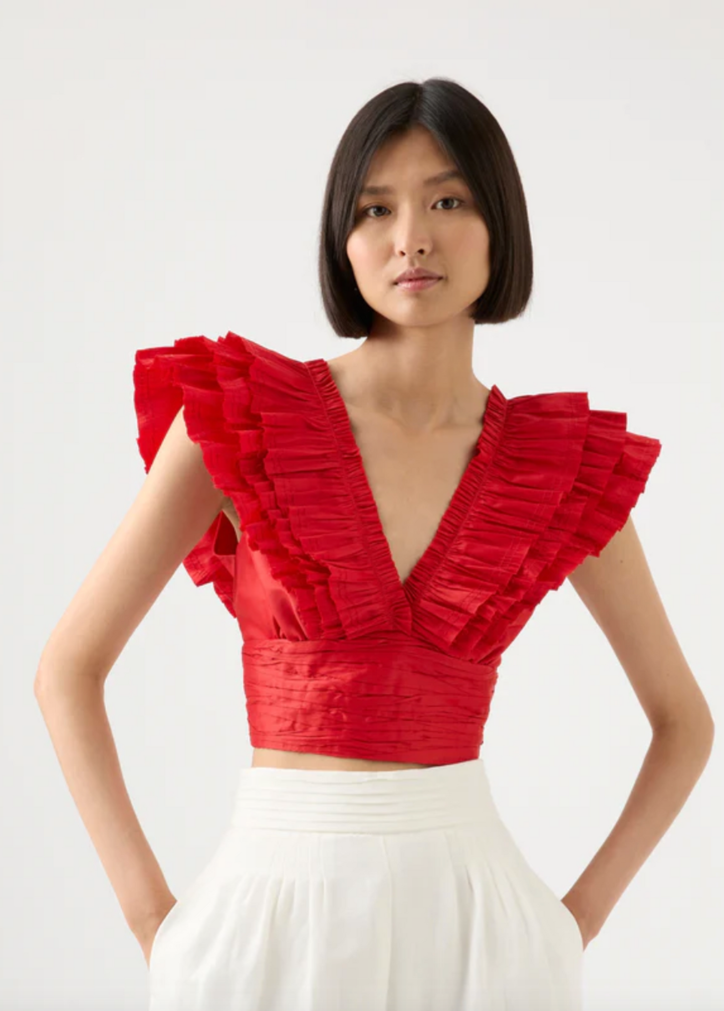 PLEATED DEEP NECK CROP TOP