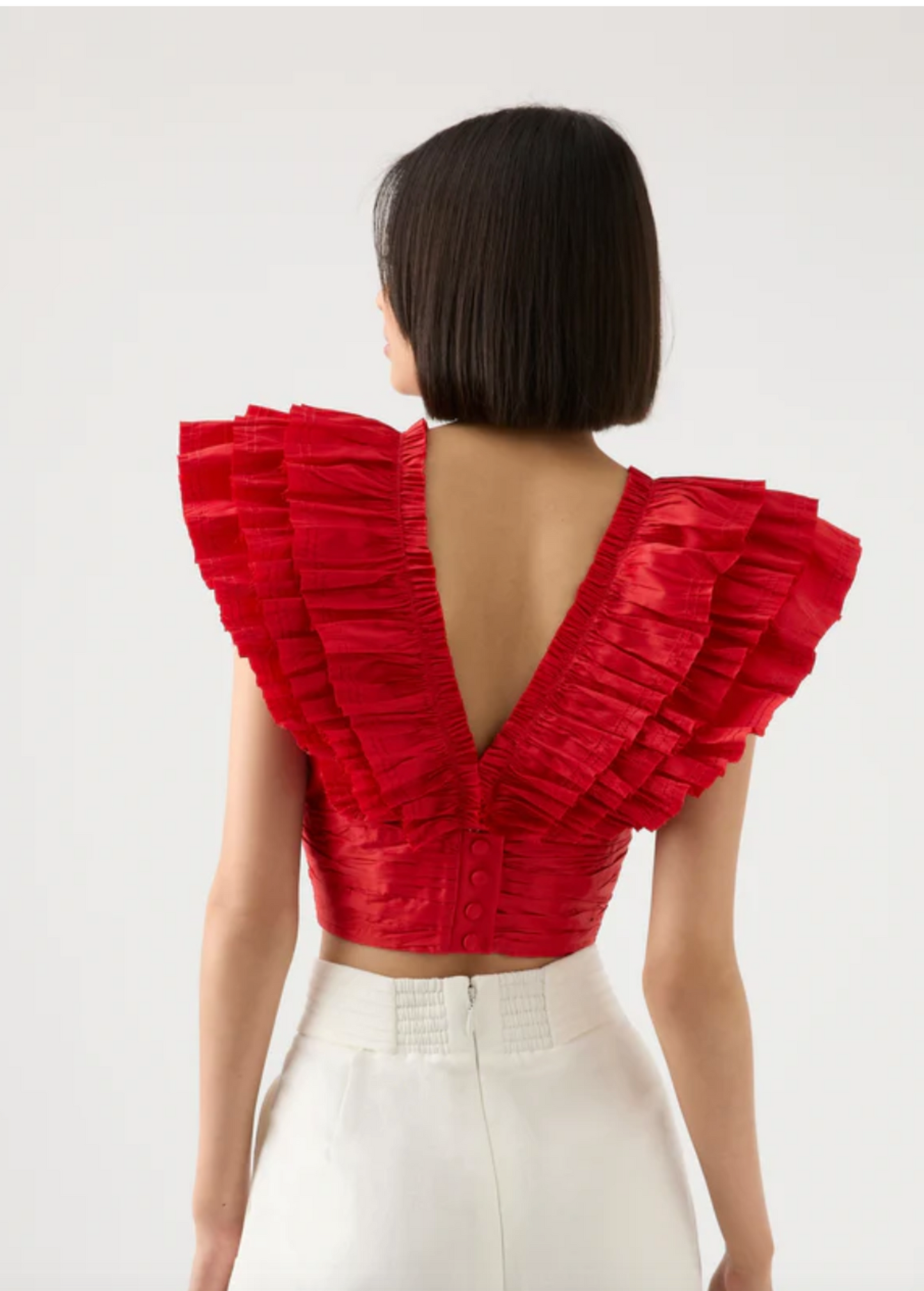 PLEATED DEEP NECK CROP TOP
