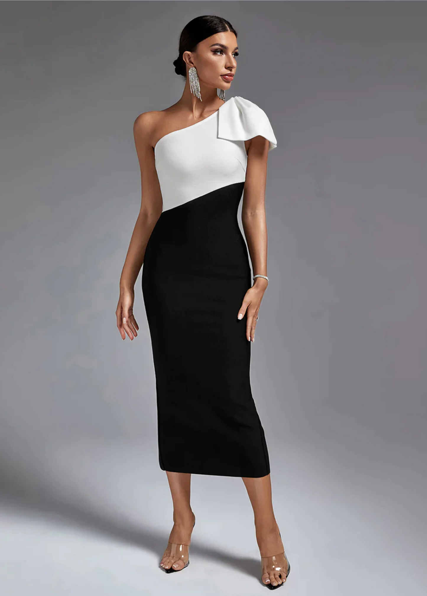 BLACK & WHITE ONE SHOULDER BANDAGE DRESS