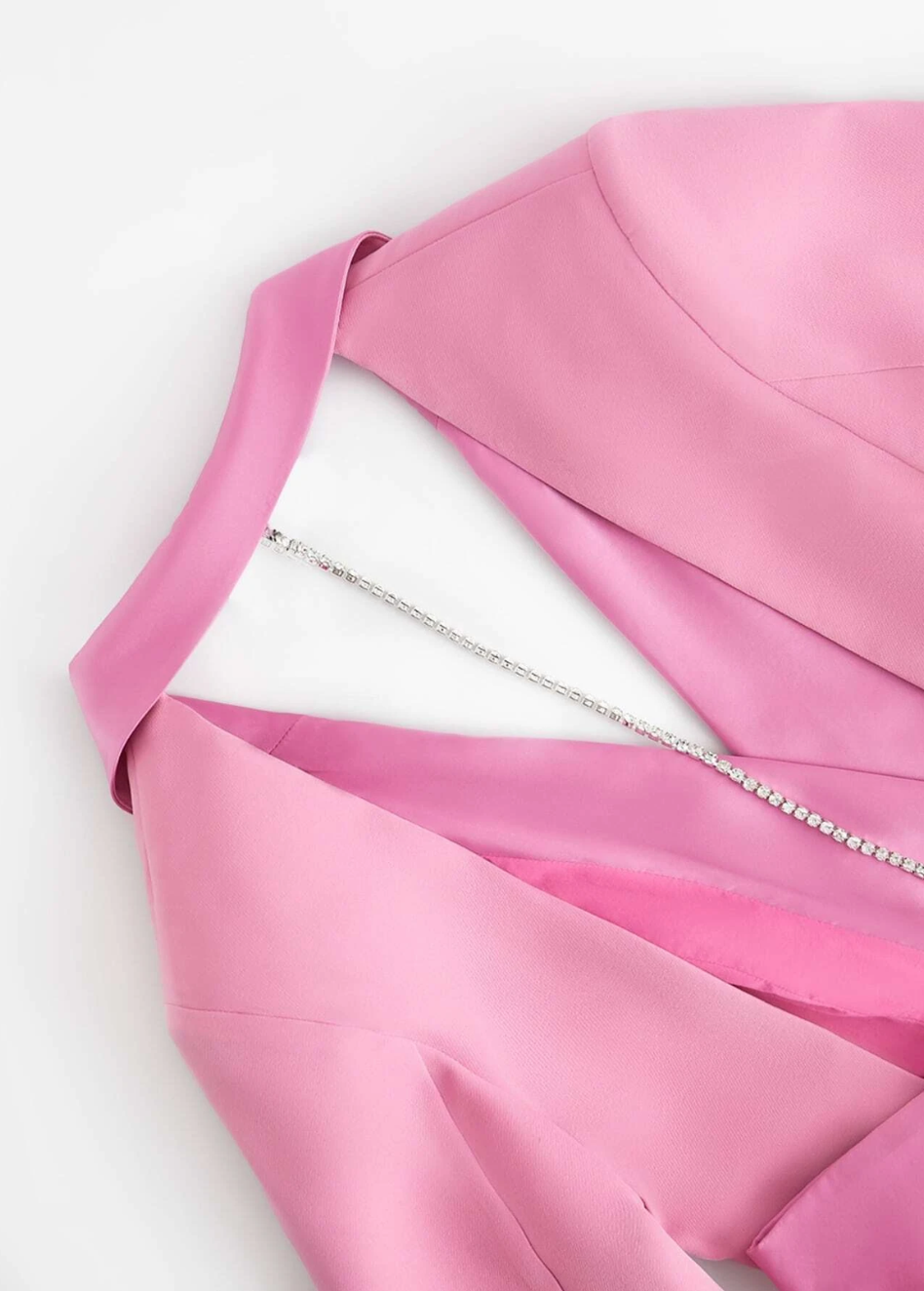 BOW BACK DETAIL CHAIN BLAZER DRESS