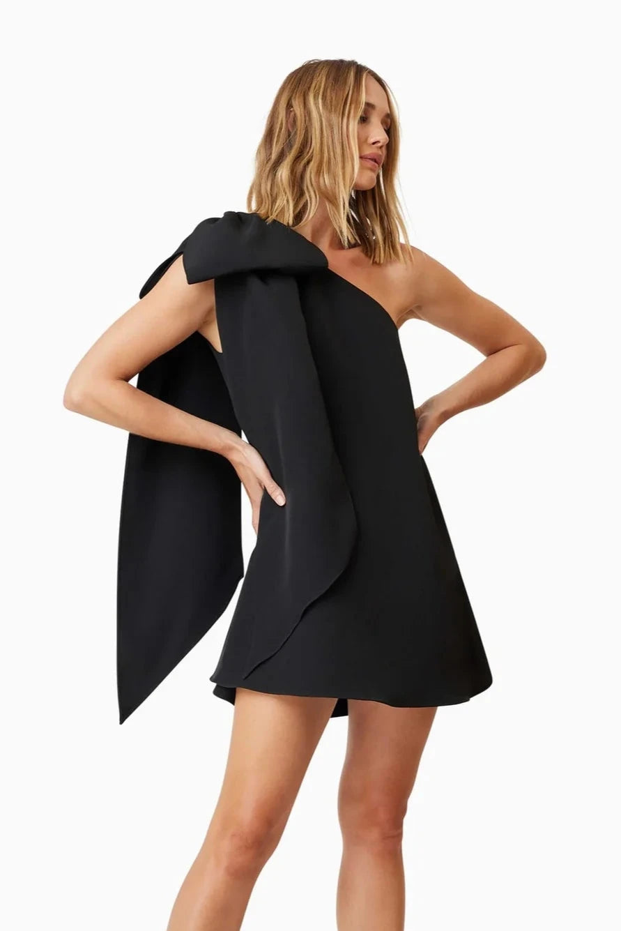 BOW ONE SHOULDER BLACK DRESS De Novoo BOW ONE SHOULDER BLACK DRESS De Novoo