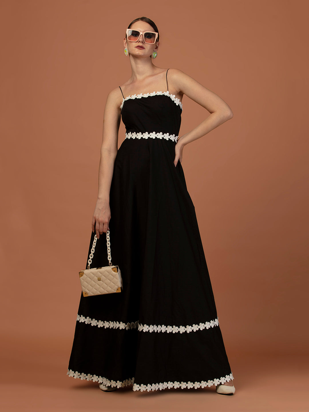 FLOWER LACE MAXI GOWN