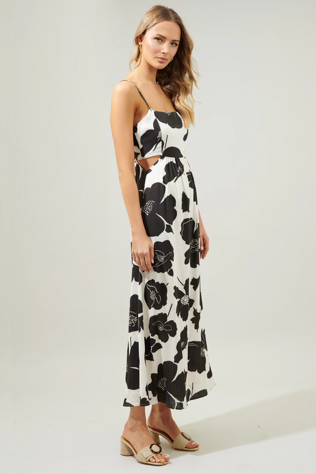SIESTA CUT OUT MAXI DRESS