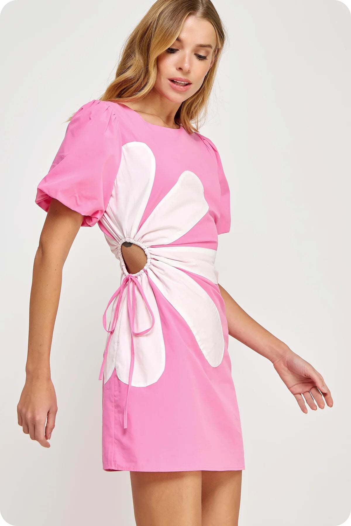SIDE CUT FLOWER DETAIL MINI DRESS