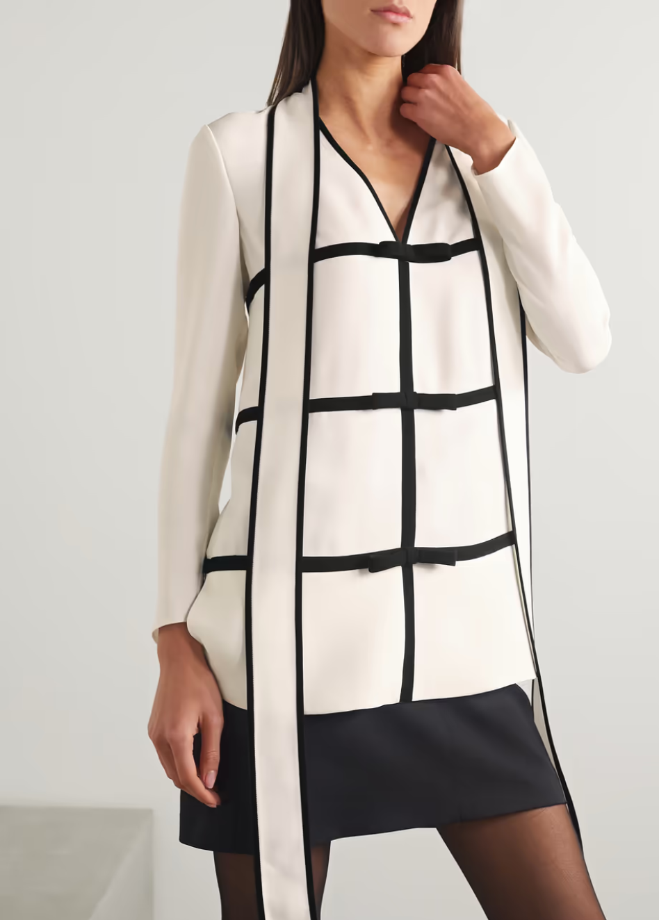 STATEMENT TIE KNOT TOP