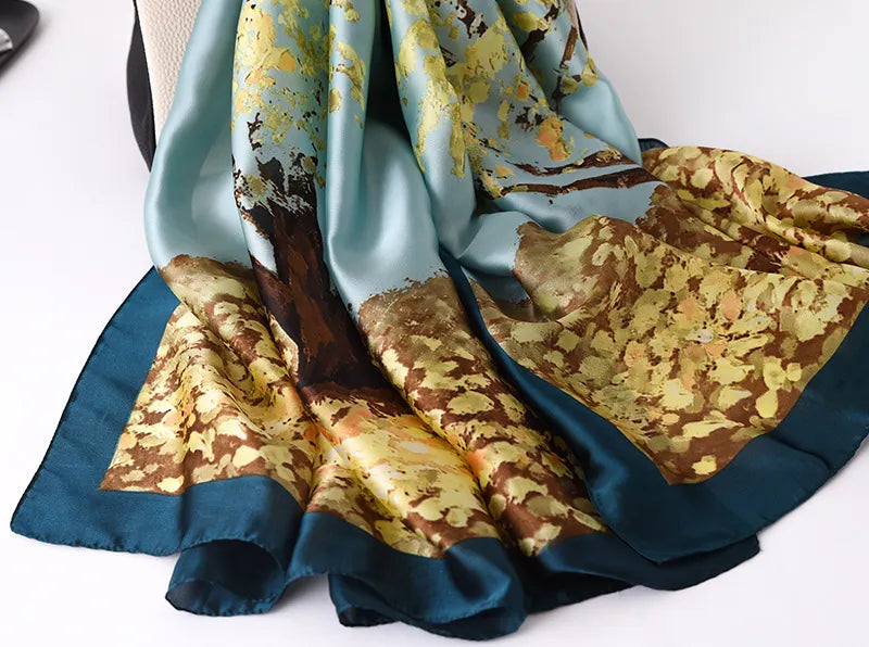 PRINTED LADY SPRING SCARF
