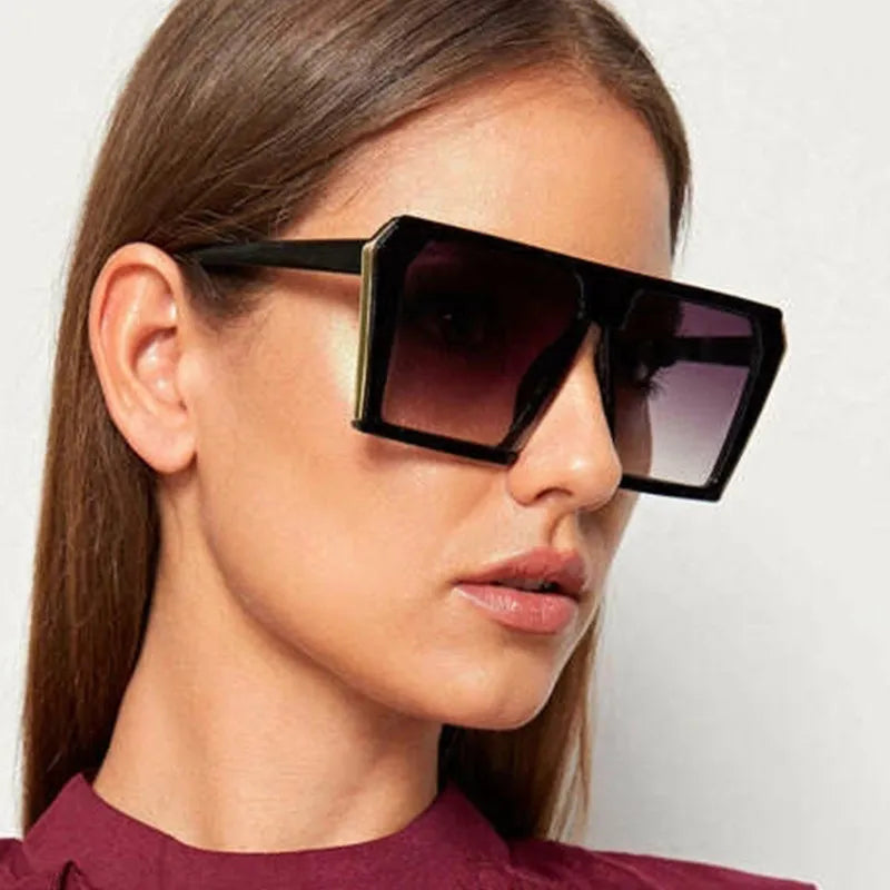 OVERSIZED RETRO GOLD STRIPE SUNGLASSES