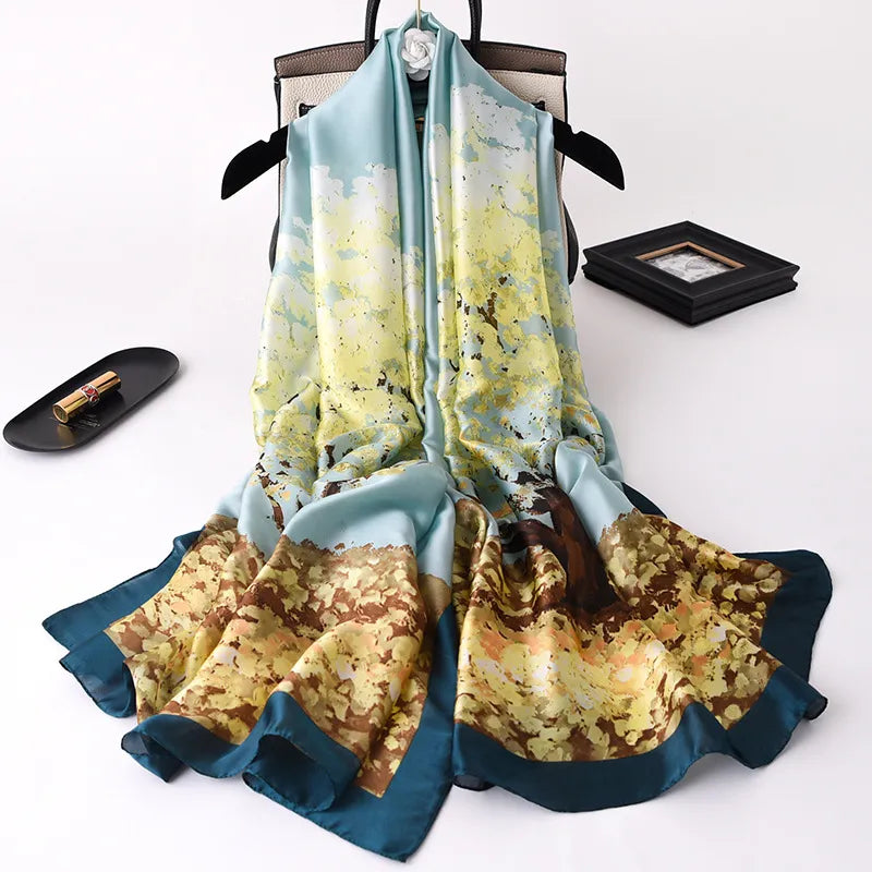 PRINTED LADY SPRING SCARF