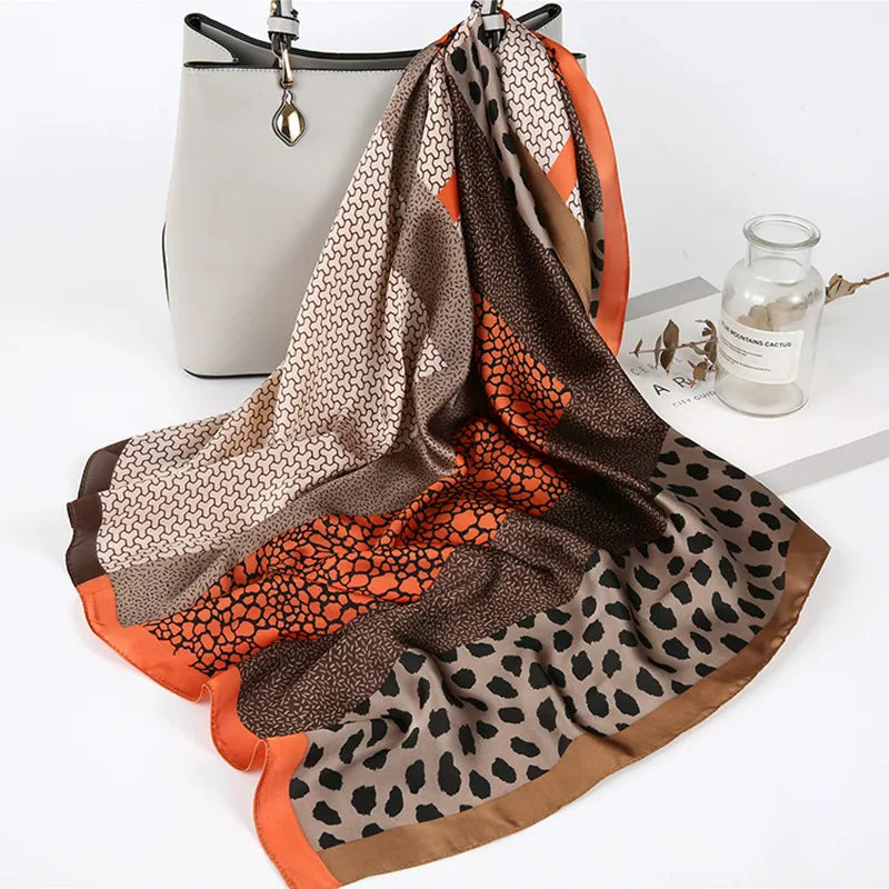 LEOPARD PRINT SILK SCARF