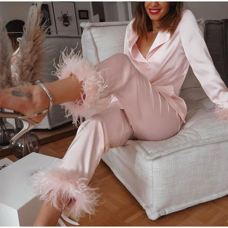SATIN FEATHER LOUNGE SET