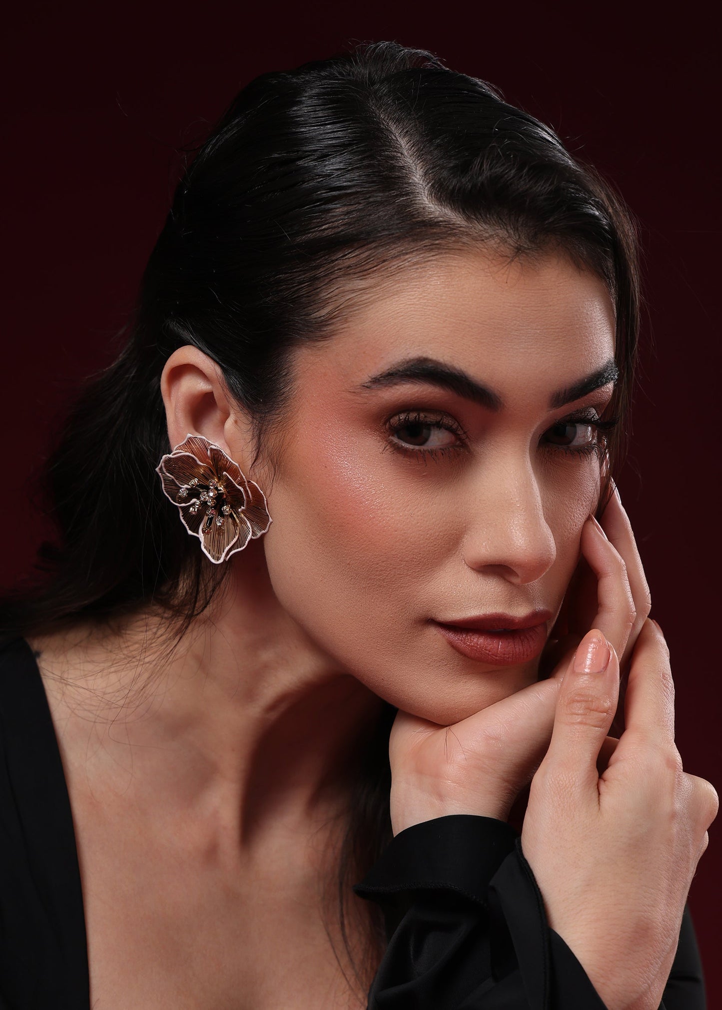 LEEYA METAL FLOWER STUDS