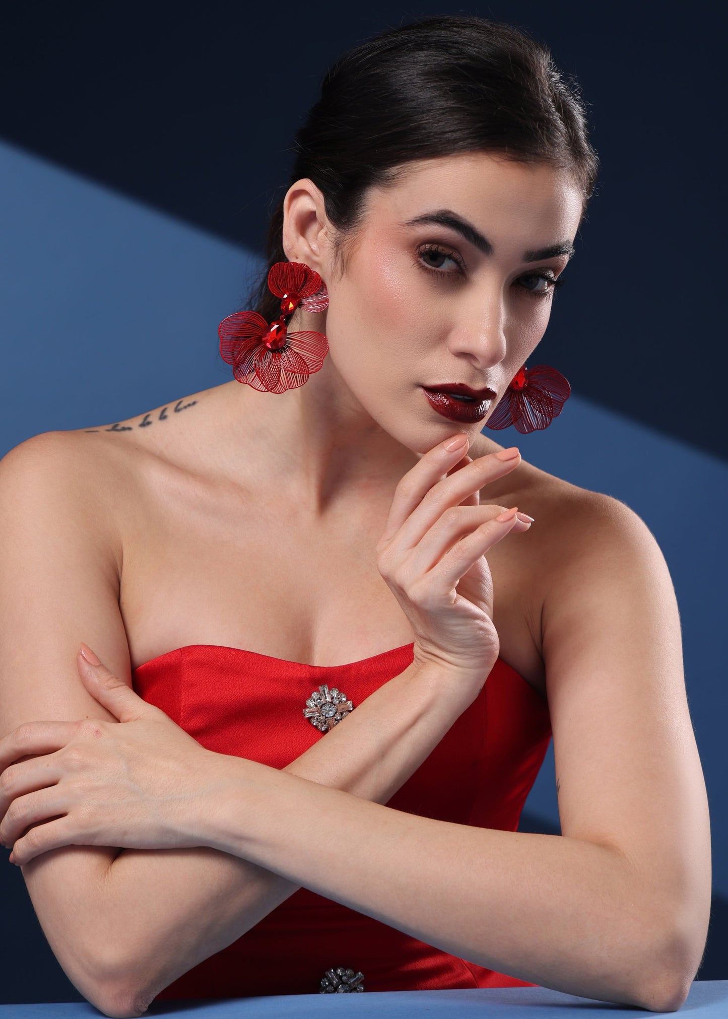 CHUNKY RED PETAL EARRINGS