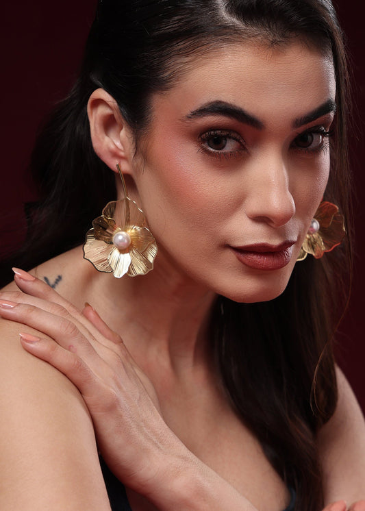 FLORAL PETAL GOLDEN STATEMENT EARRINGS