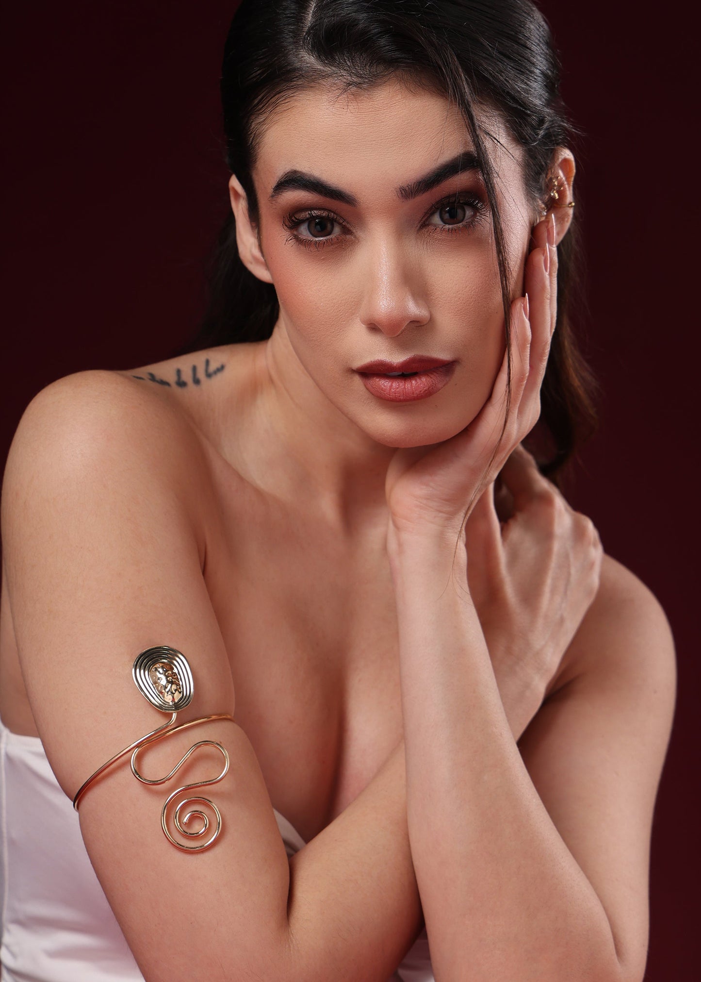 LUNA COIL ARMLET