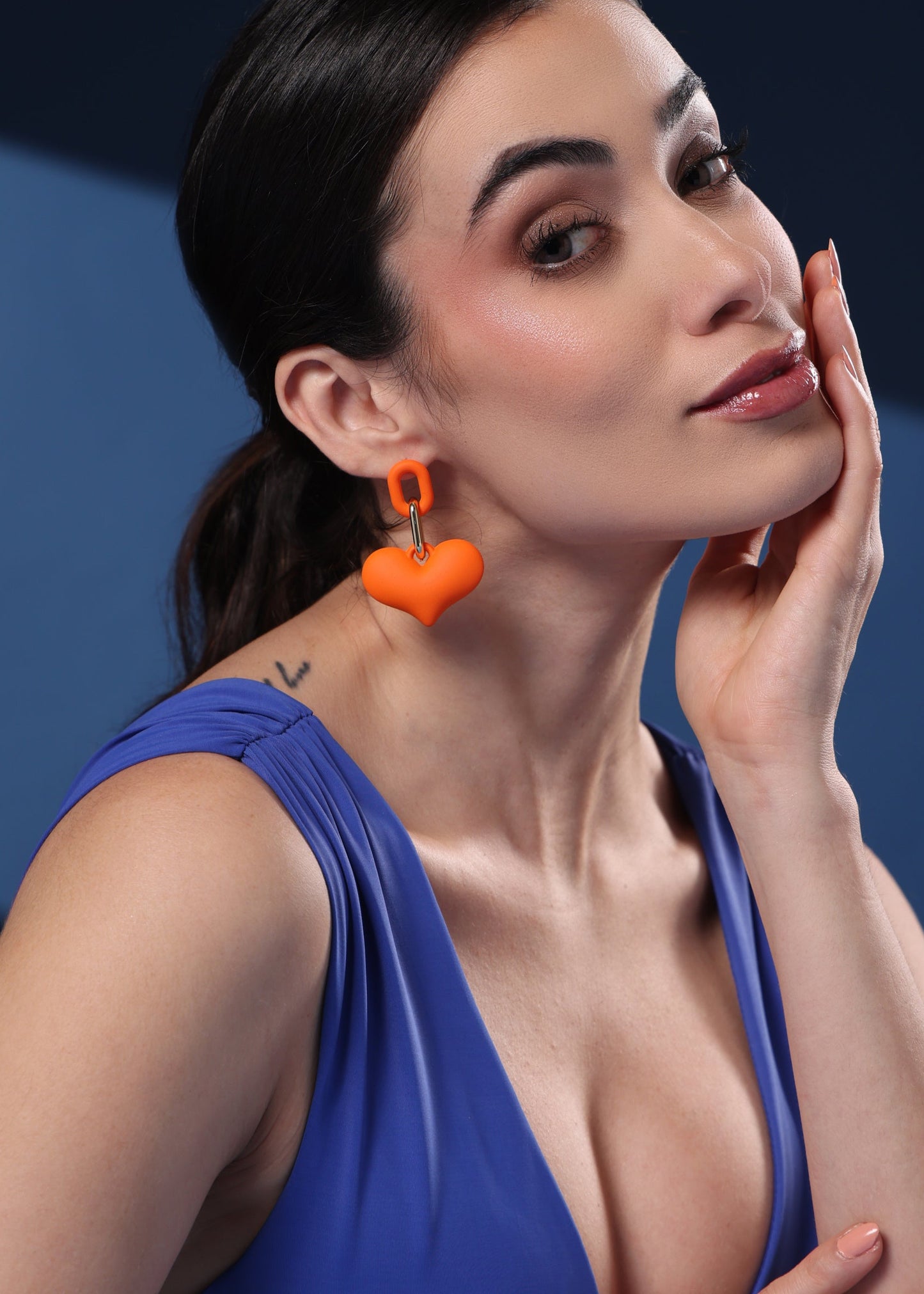 ORANGE HEART EARRINGS