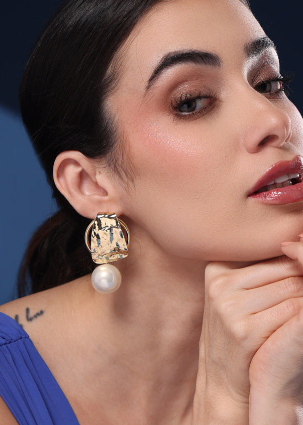 PEARL DROPLET EARRINGS