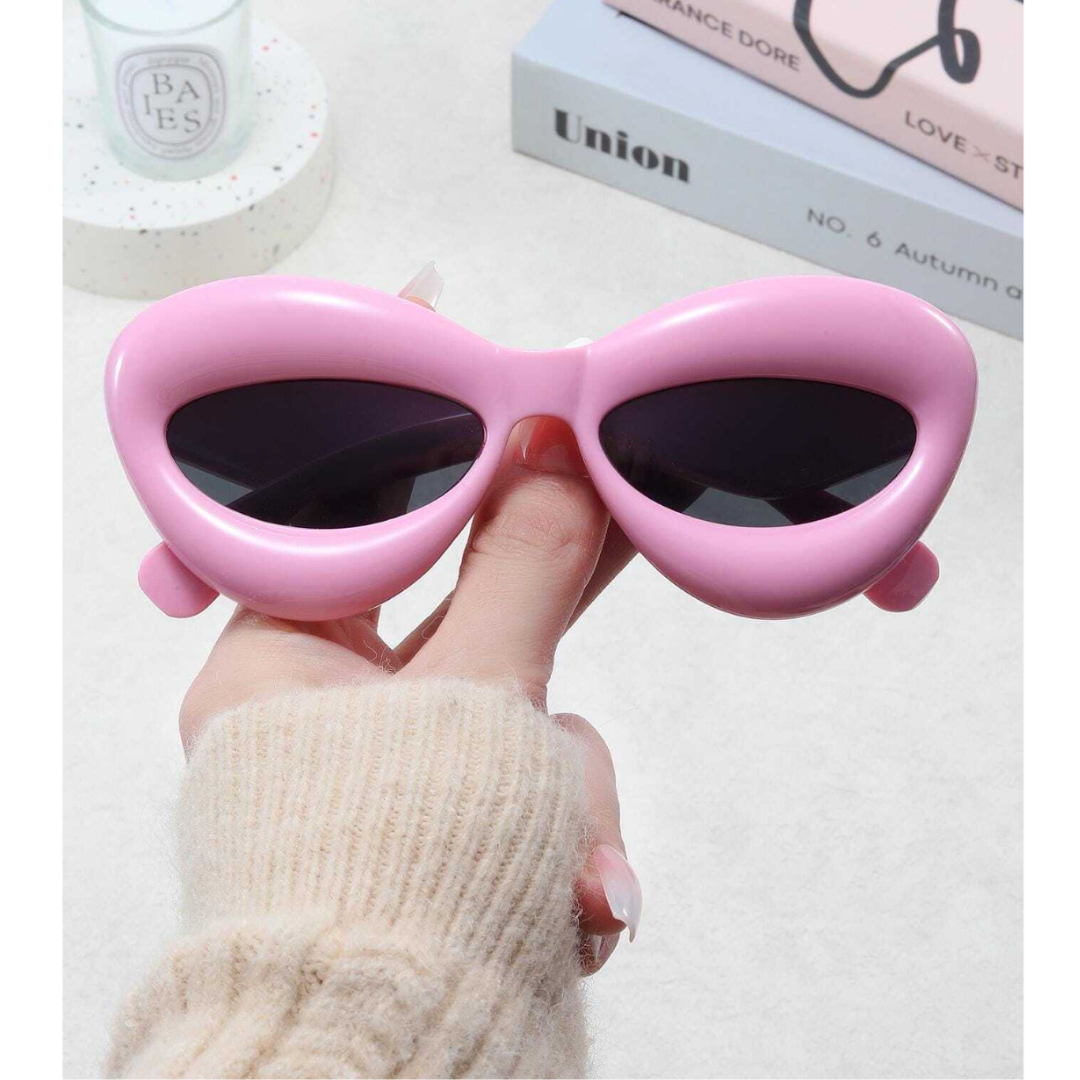 BABY PINK BARBIE GLASSES