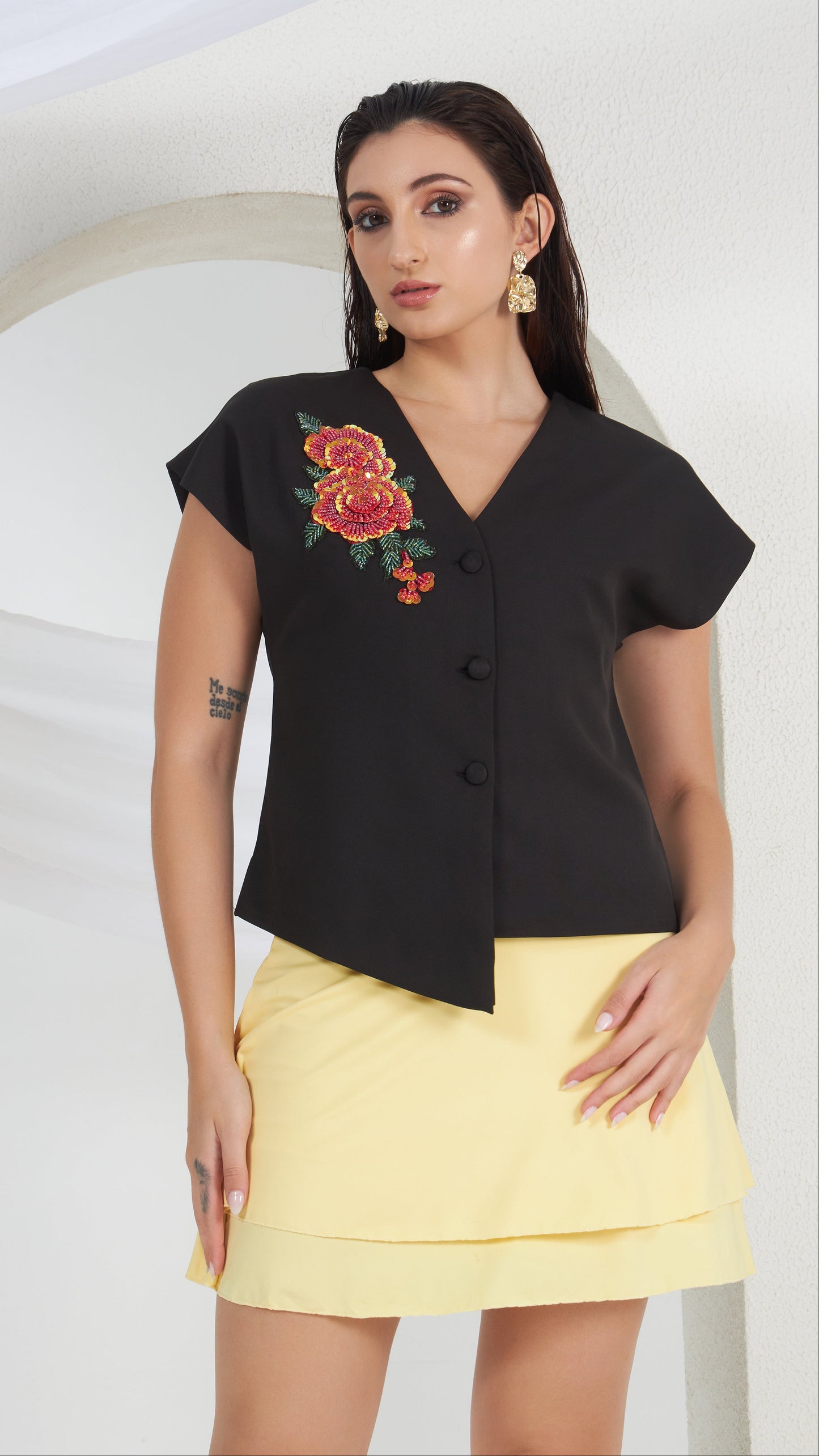 FLOWER EMBROIDERY PATCH TOP