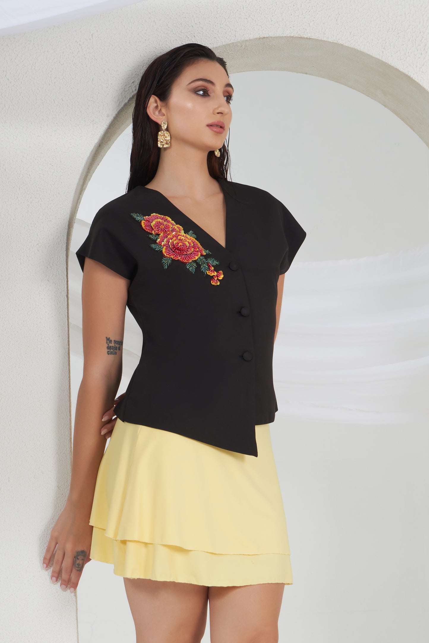 FLOWER EMBROIDERY PATCH TOP