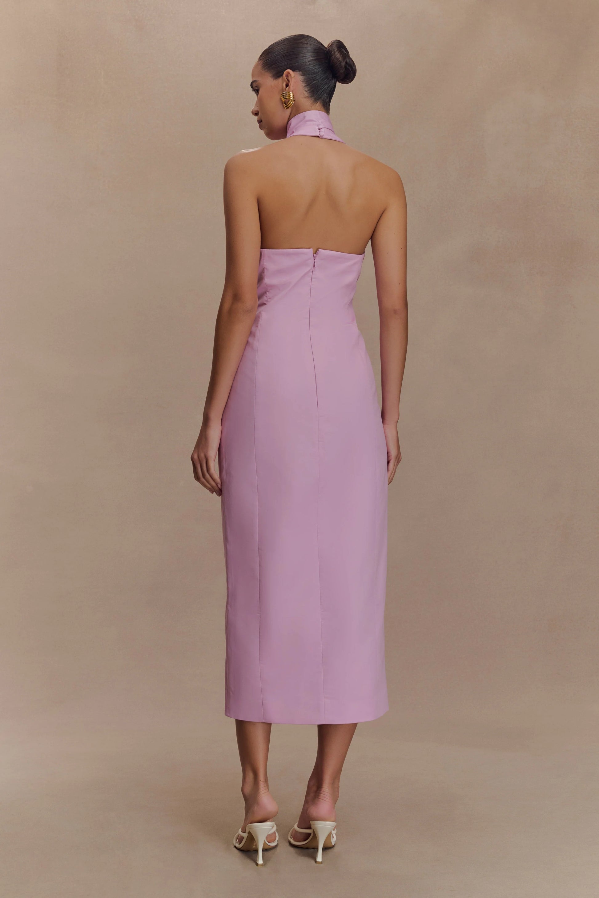SIMONE PINK HALTER NECK MIDI DRESS De Novoo SIMONE PINK HALTER NECK MIDI DRESS De Novoo