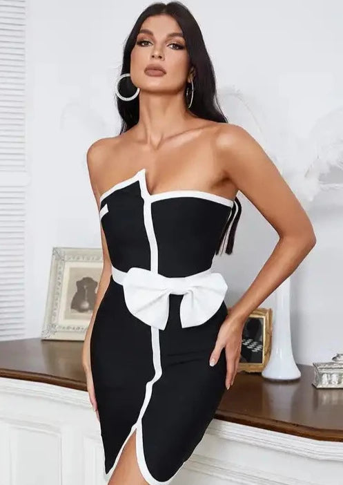 STRAPLESS BOW TIE-OFF BANDAGE DRESS