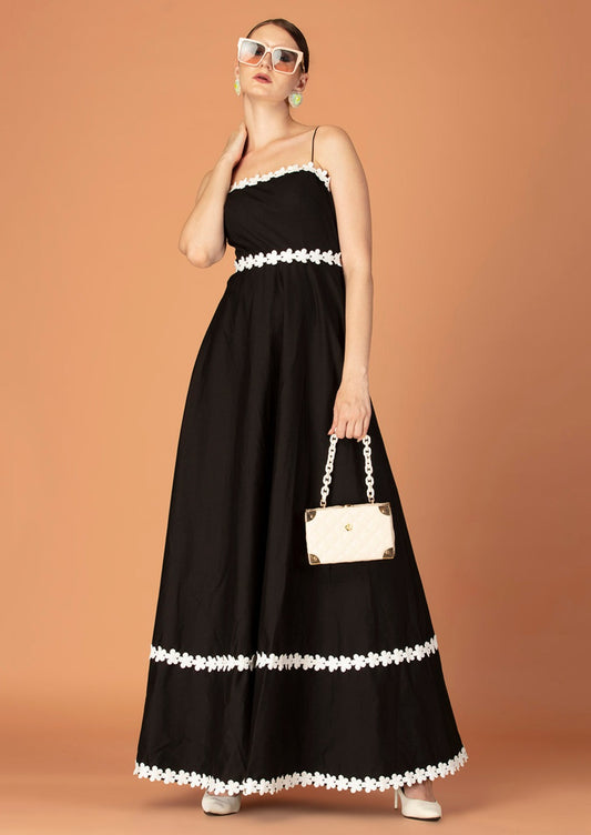 FLOWER LACE MAXI GOWN
