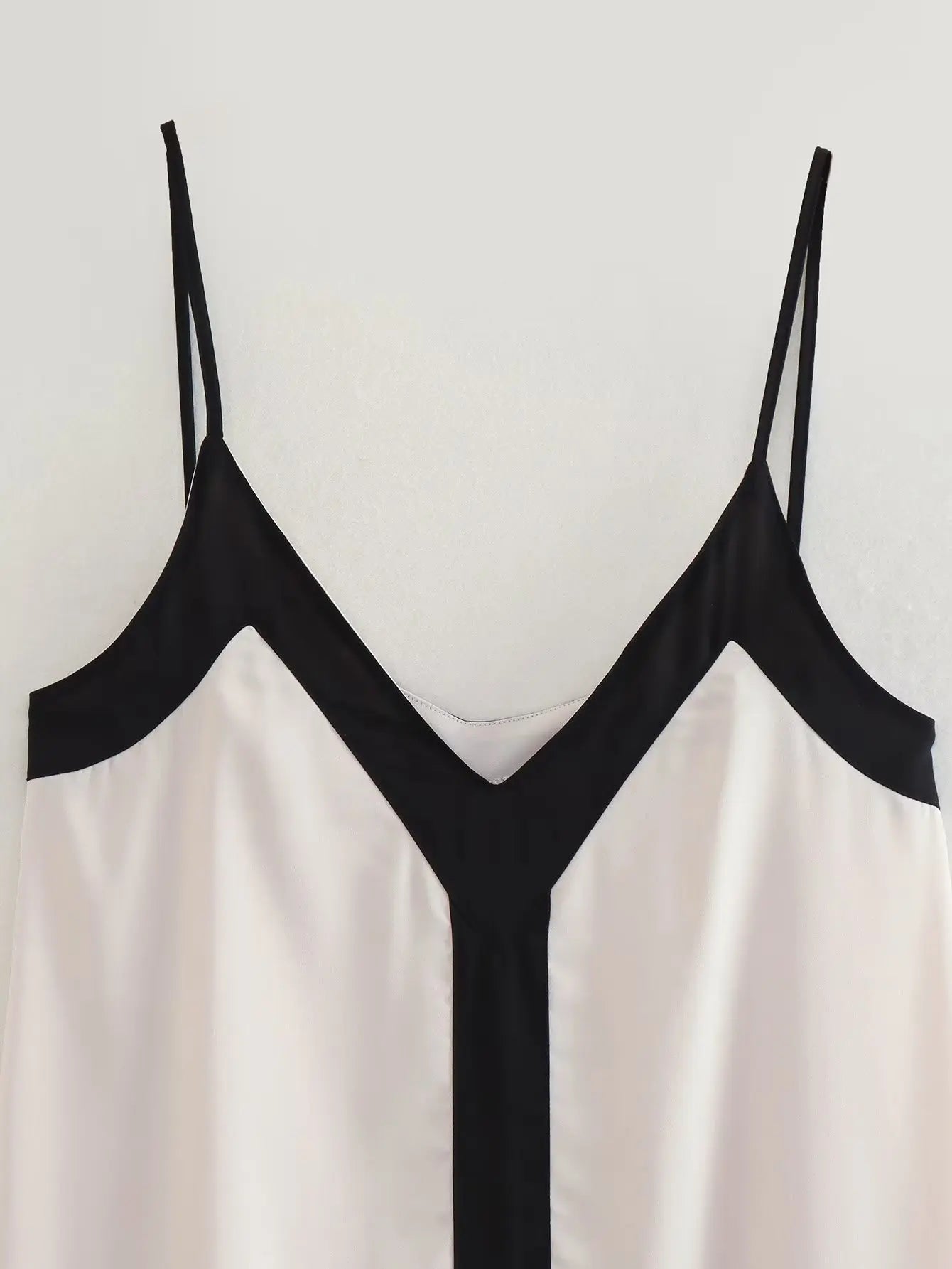 B&W HALTER NECK DRESS